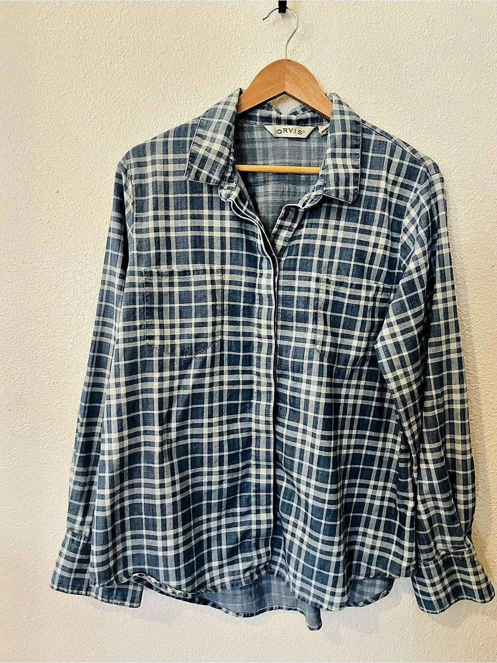 Orvis Plaid Cotton Tencel Button Down in Blue & White Size Large Long Sleeve